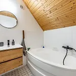 Apartment Infinity *